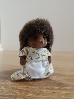 Sylvanian Families - Hedgehog Family - 2