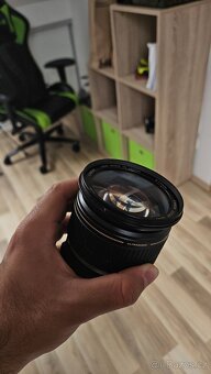 Objektiv Canon EF-S 17-55mm f/2.8 IS USM - 2