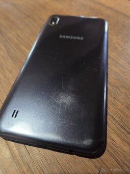 Samsung Galaxy A10 SM-A105FN/DS - 2