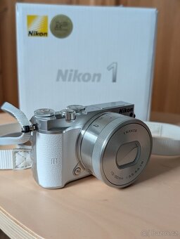 Nikon 1 J4 + 10-30mm - 2