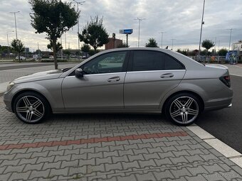 Mercedes-Benz W204 220cdi - 2