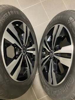ORIGINAL ALU KOLA MERCEDES GLB X247 235/55/18 - 2