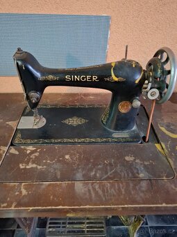 Starožitné šicí stroje - 2