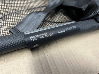 Audi Q8 dělící síť do kufru - 2