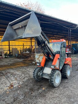 Kloubový nakladač teleskopické rameno Rv 2018 - 2