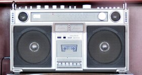 Crown-CSC 980L Bombox. - 2