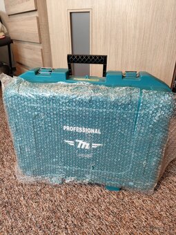 Příklepové kladivo a Aku vrtačka - 2