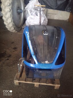 Prodám kapotu na New Holland T5 r.v.2020 - 2