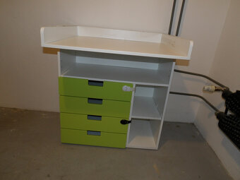 přebalovací pult - 2