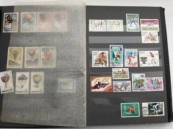 3xalbum známek - 2