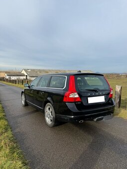 Volvo V70 2012 D5 2.4 158 kw automat kůže servis - 2