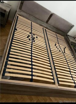 Prodám manželkou postel 180x200cm - 2