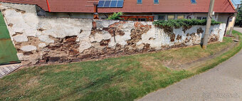 Daruji za rozebrání a odvoz materiál z kamenného plotu - 2