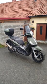 Piaggio Beverly 350 sport - 2