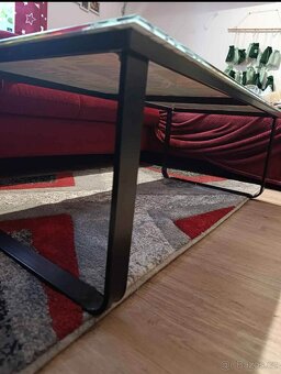 Konferenční stolek - 2