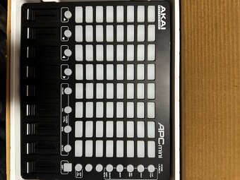 Prodám - AKAI APC mini - 2
