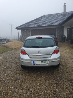 Opel Astra, -H 1.4 55kW - 2