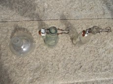 Staré láhve s keramickým uzávěrem - 2