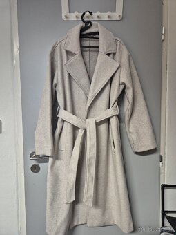 béžový dámský kabát – jako nový - 2