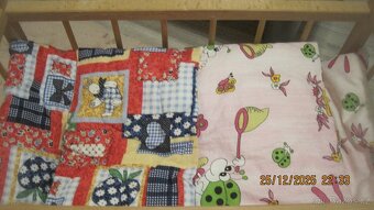 Dřevěná postýlka pro panenku - 2