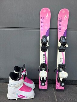 Dětské lyže ATOMIC, 70 cm + lyžáky + přilba - 2