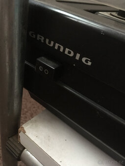 Gramorádio GRUNDIG - 2