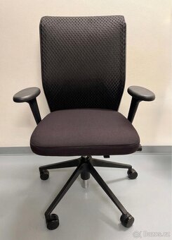 kancelářská židle Vitra ID Mesh - 2