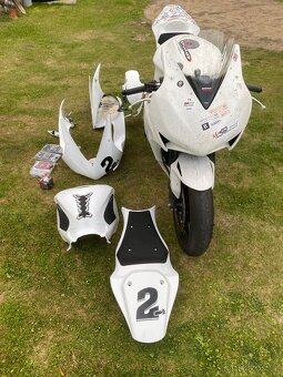 Cbr 1000rr - 2