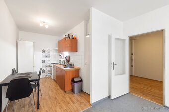 Prodej bytu 2+kk 51 m² Veronské nám., Praha - Horní Měcholup - 2
