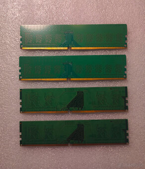 Paměti ddr4 4gb 2400MHz pro PC, Crucial, Kingston - 2