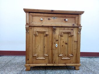 Komoda, starožitný nábytek - 2