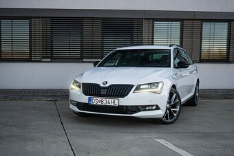 Škoda Superb Combi 2.0 TDi 4x4 Sportline DSG - 2