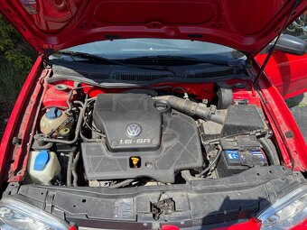 Golf 1.6 Benzin - 2