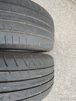 Starší letní gumy Dunlop 205/55 R16 (cena za sadu) - 2