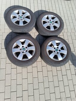 Letní pneu Nexen 195/65/15 + ALU kola - 2