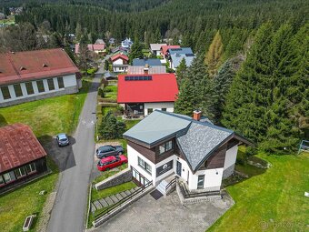 Prodej rodinného domu se 3 apartmány, 210 m2, Harrachov - 2