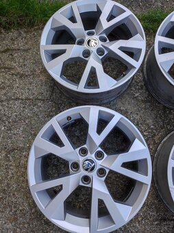 Alu kola 5x112r17 Škoda - 2