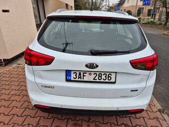 Kia Ceed combi 1.6 CRDi 94kW rok 2013 - 2
