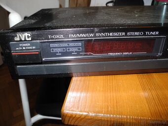 tuner JVC - 2
