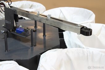 Pytlovací stroj - 2
