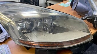 Prodám přední světla Citroen c4 Picasso/Grand Picasso - 2