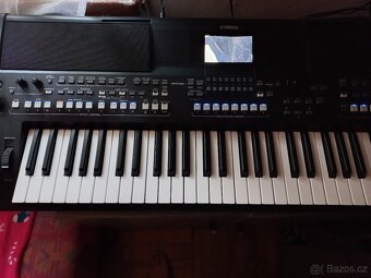 Prodám klávesy Yamaha SX600 - 2
