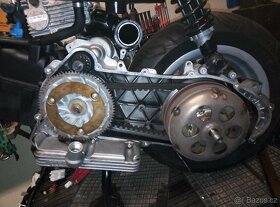 Piaggio Vespa Lx 125 ie motor naj.3000 km - 2