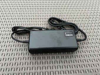 YAMAHA 4A nabíječka PASC5 X0S-00 - 2