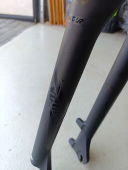 SR Suntour XCM 29" - 2