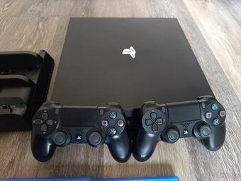 PS4 1tb Pro - 2