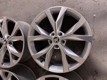 ŠKODA ALU CETUS 5x112 r19 8,0JX19“ ET45 - 2