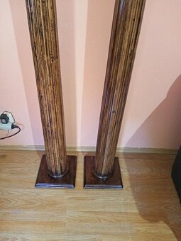 Dřevěné zámecké párové sloupy na sochy super stav. - 2