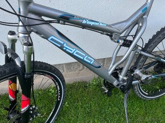 Celoodpružené kolo CYCO alu kotouče. - 2