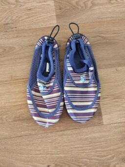 Dětské oblečení cca 7-9 let - 2